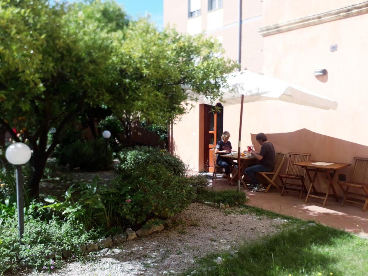 콰르투 산텔레나 Oasi Ottocento B&B 외부 사진