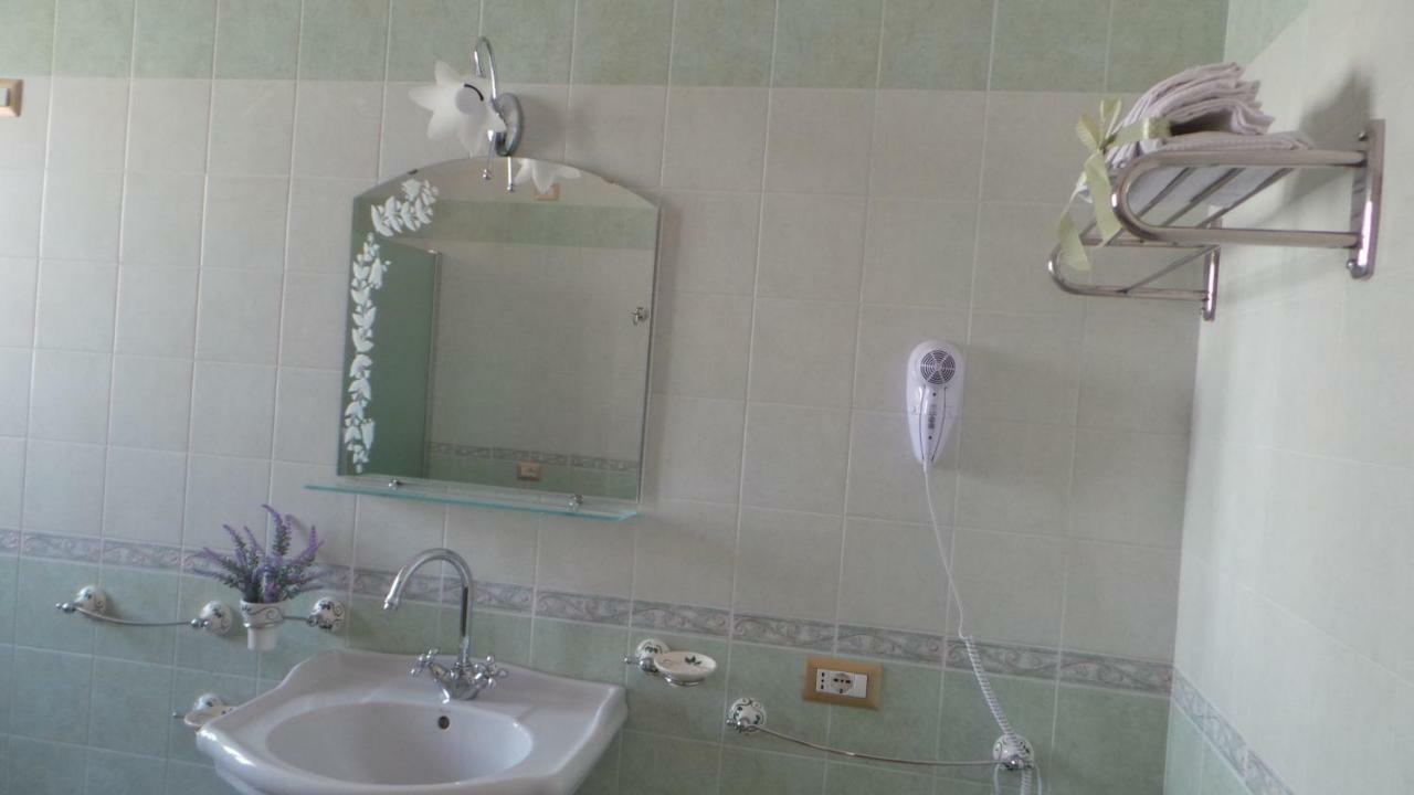 콰르투 산텔레나 Oasi Ottocento B&B 외부 사진