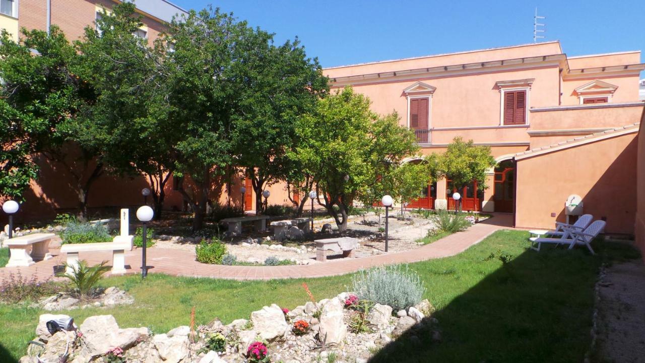 콰르투 산텔레나 Oasi Ottocento B&B 외부 사진